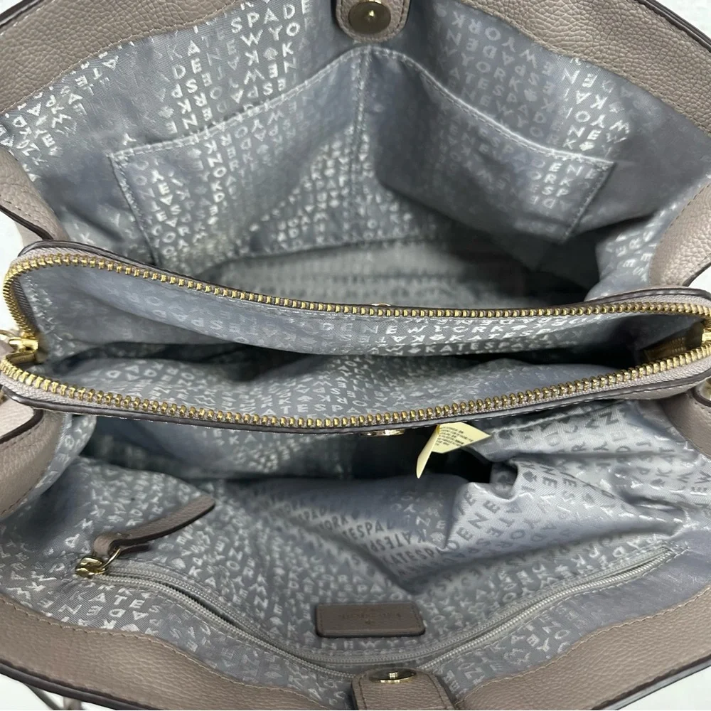 Kate Spade Taupe Larchmont Avenue Pebbled Leather Satchel Crossbody Bag Purse - Picture 9 of 16